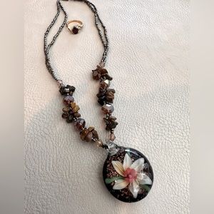 Beautiful vintage necklace!  Bought in Thailand.